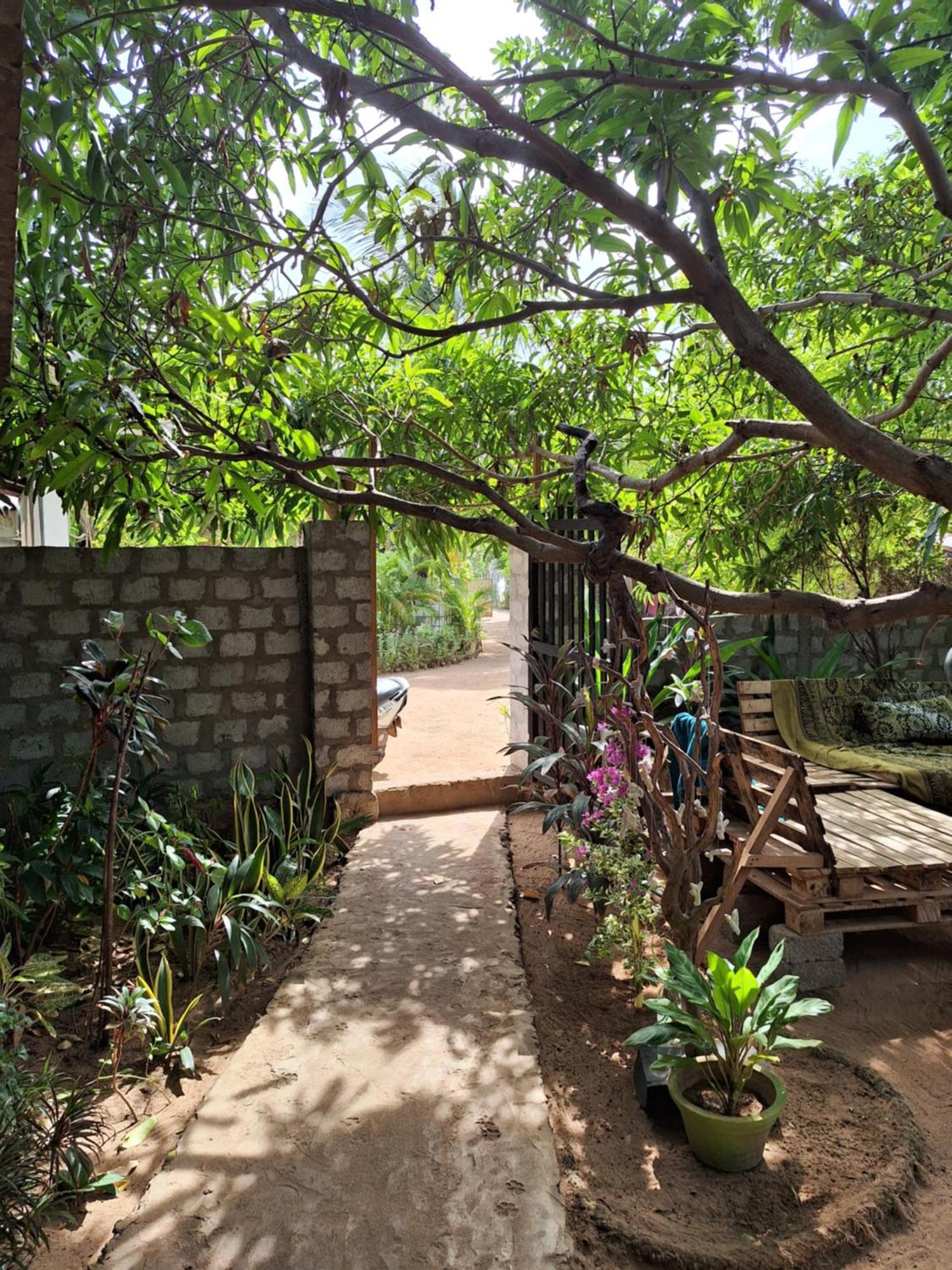 Akki'S Hostel トリンコマリー エクステリア 写真